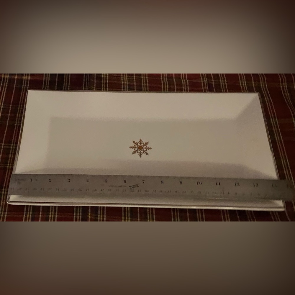 PC Platter with snowflake